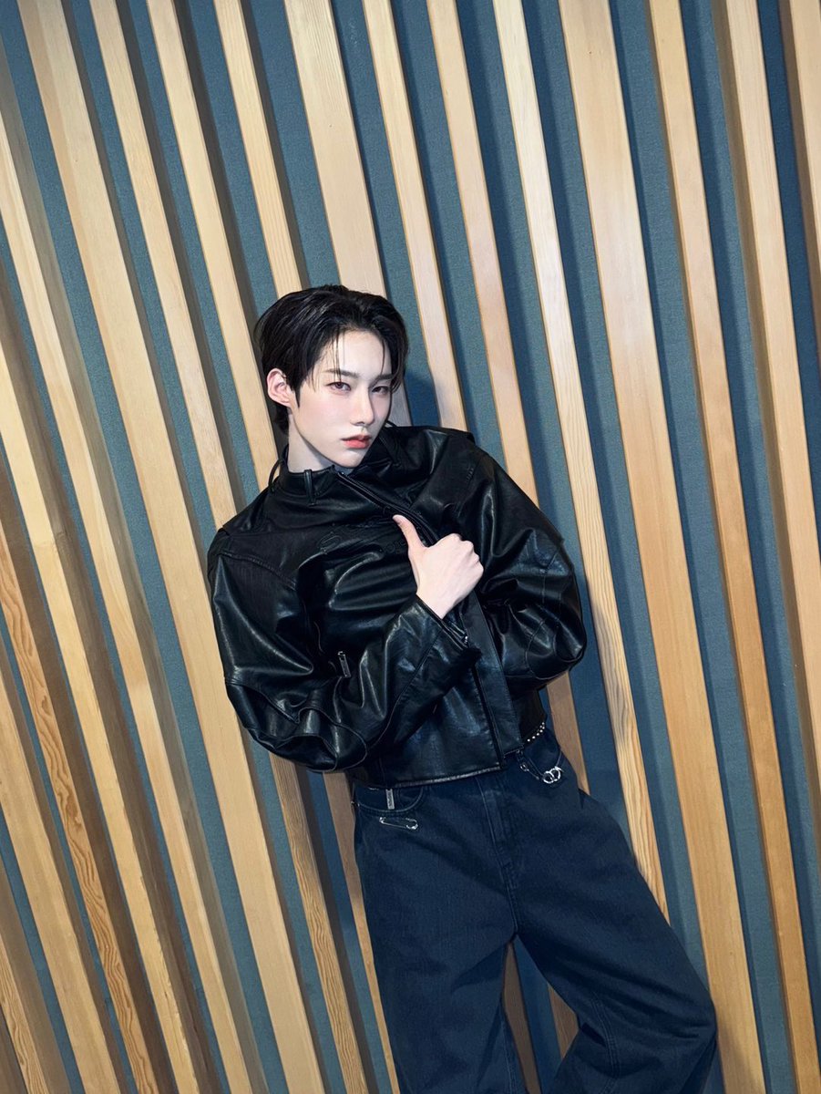 [📸] 250127 XLOV SOCMED UPDATE — #RUI

"250127 Fansign Event"

#XLOV #엑스러브 #CHENKUANJUI #陳冠叡 #천관루이 #クァンルイ