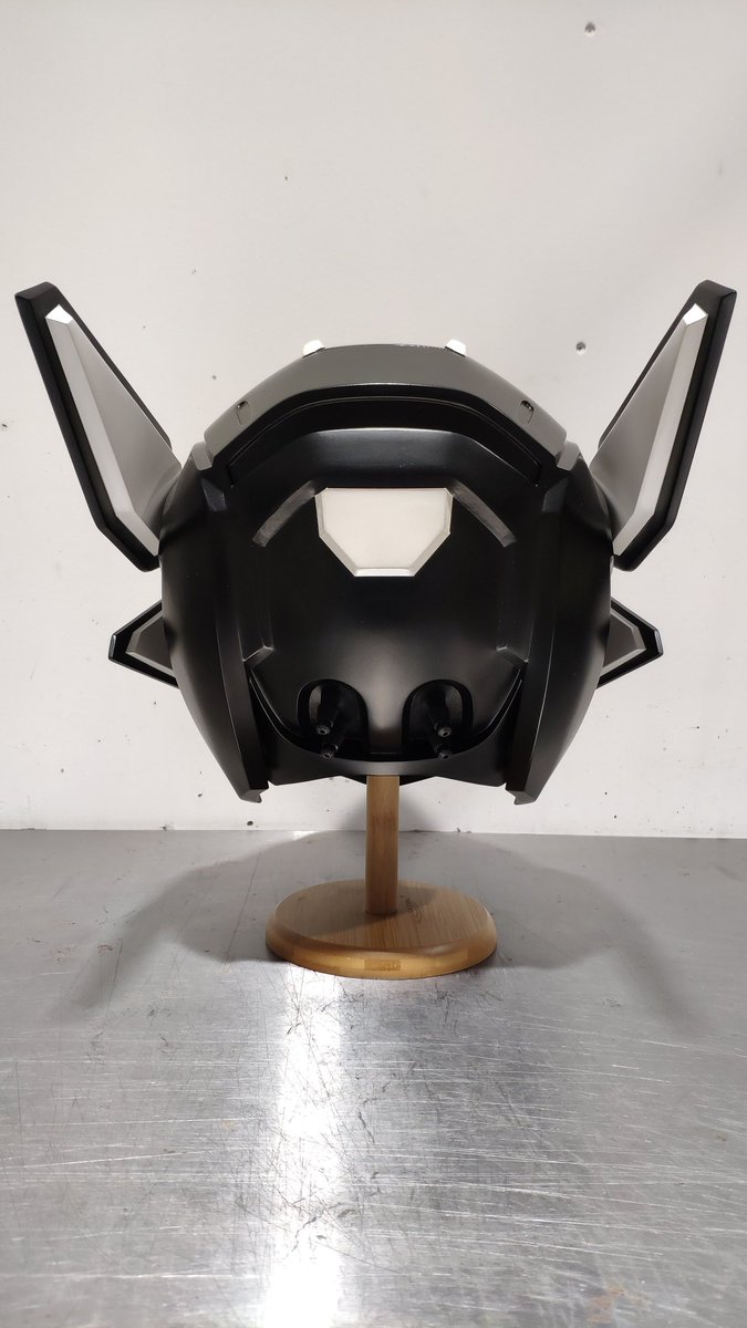 PropsMy's tweet image. Hello my dear friends! Today ipresent to your attention the helmet of the character Vyse from the game VALORANT. In the end, everything turned out great. How do you like my work, would you like to have such a helmet?
. 
#valorant #valorantcosplay #game #vyse #helmet #cosplay