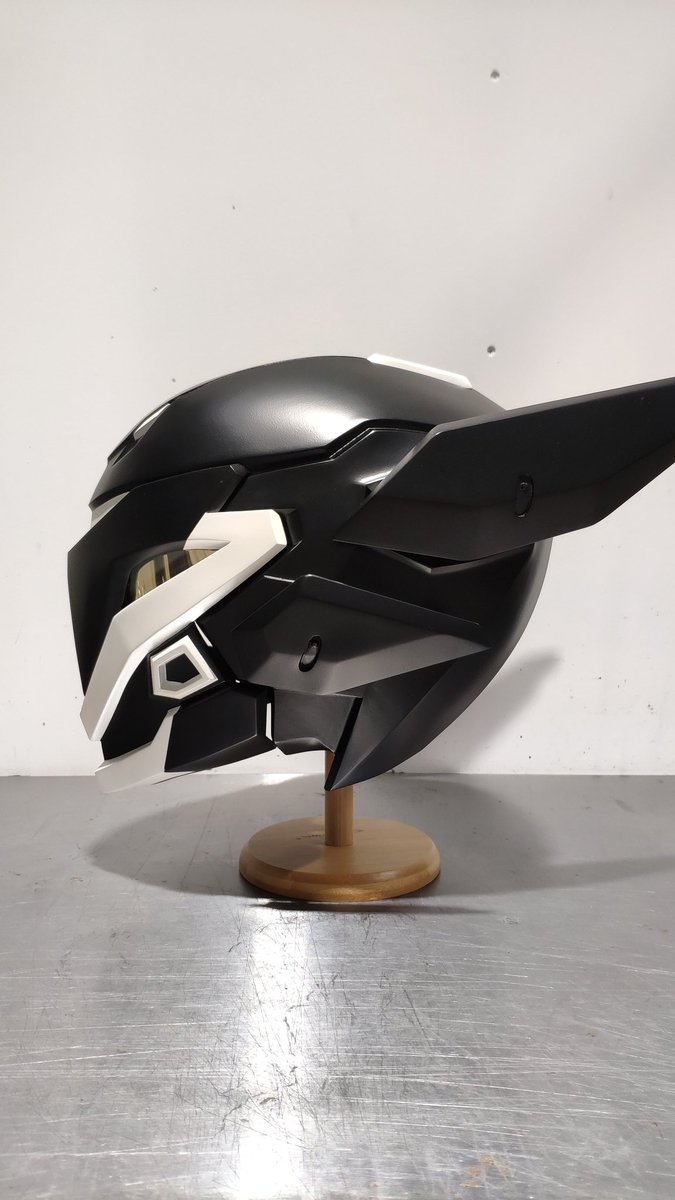 PropsMy's tweet image. Hello my dear friends! Today ipresent to your attention the helmet of the character Vyse from the game VALORANT. In the end, everything turned out great. How do you like my work, would you like to have such a helmet?
. 
#valorant #valorantcosplay #game #vyse #helmet #cosplay