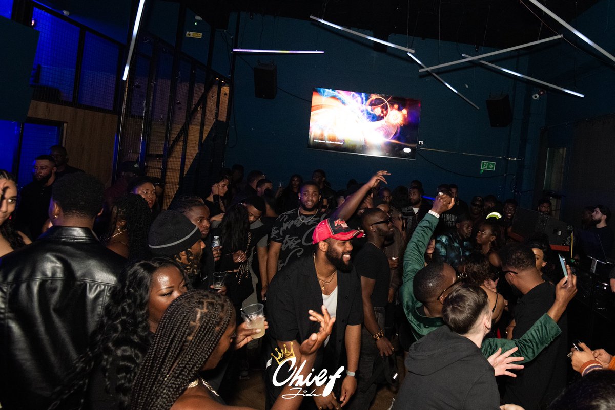 Chief_jide's tweet photo. Great birthday Great people Great vibes💚💚💚💚 https://t.co/zRZjsXc67l