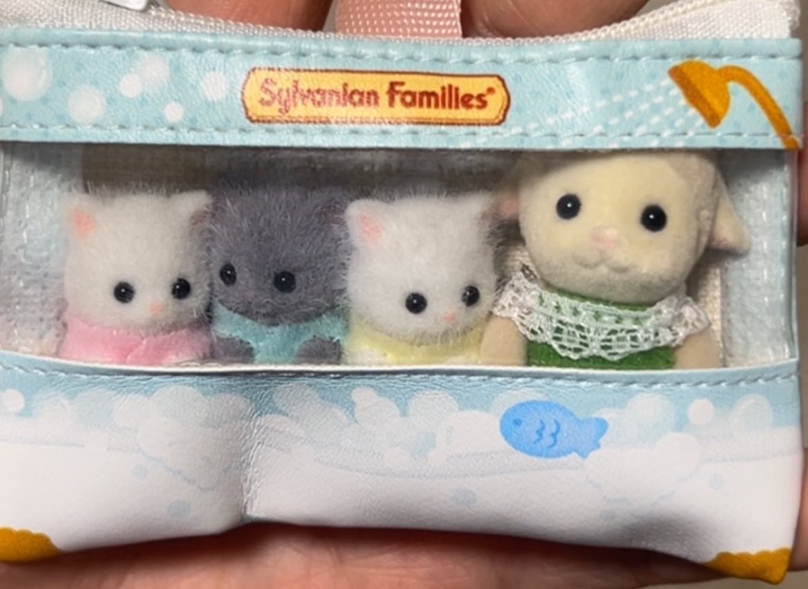 ぎゅっ( ´›ω‹｀)