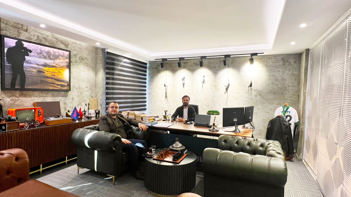 Konyaspor'un bir önceki dönem Asbaşkanı, Mizan Vergi Denetim Danışmanlık kurucu ortağı ve <a href="/medipolunv/">Medipol Üniversitesi</a> Öğretim Görevlisi <a href="/OktayDalkiran/">Oktay DALKIRAN</a> 'i makamında ziyaret ettik.