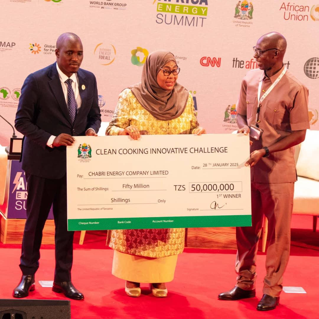 Three of our Energy Efficiency Innovators were honoured by H.E. Dr Samia Suluhu Hassan <a href="/SuluhuSamia/">Samia Suluhu</a> at the #AfricaEnergySummit. Their innovations in clean cooking &amp; sustainable energy are shaping #Tanzania’s future! 🌍⚡ Congrats Samson, Neema &amp; Bernard. <a href="/EUinTZ/">EU in Tanzania</a> <a href="/IrlEmbTanzania/">Irish Embassy Dar</a>