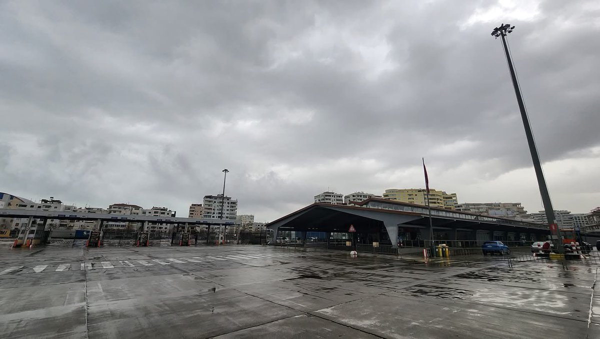 Port of Durrës tweet media