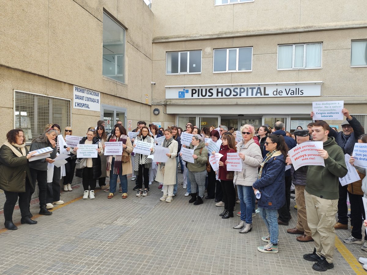 Al Pius de Valls,  diem prou!!! <a href="/InterCampTgn/">Intersindical Camp de Tarragona i Terres de l'Ebre</a> <a href="/som3cat/">3Cat</a> <a href="/InterICScat/">La Intersindical a l'ICS</a>