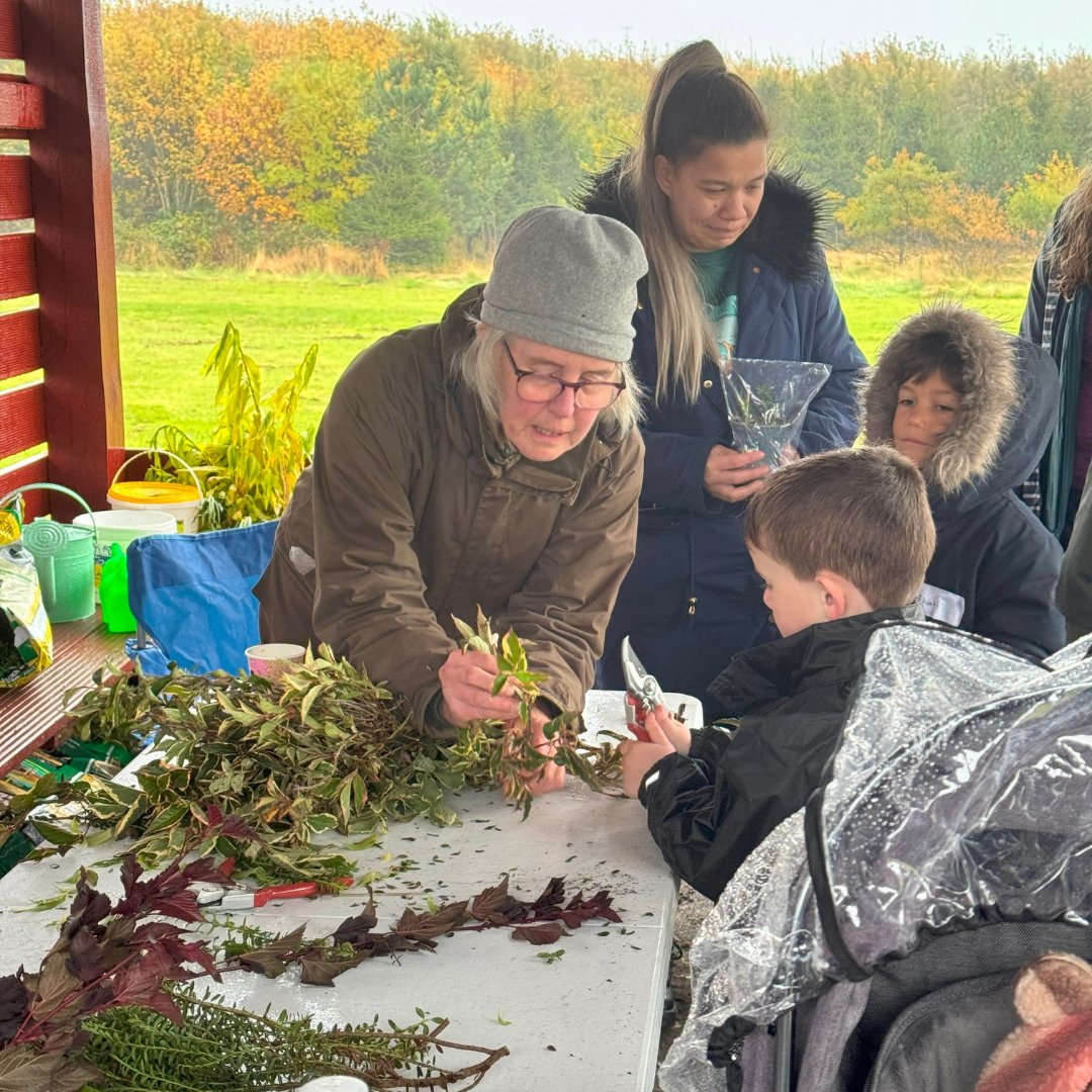 A quick flashback to last autumn! 

When CFINE and Friends of St Fitticks Park Outdoor Learning Team delivered a plant propagation workshop. 🌿
The workshop learnt how to take cuttings and grow new plants from existing ones.

Read the blog post about it👇

tinyurl.com/443mehpr