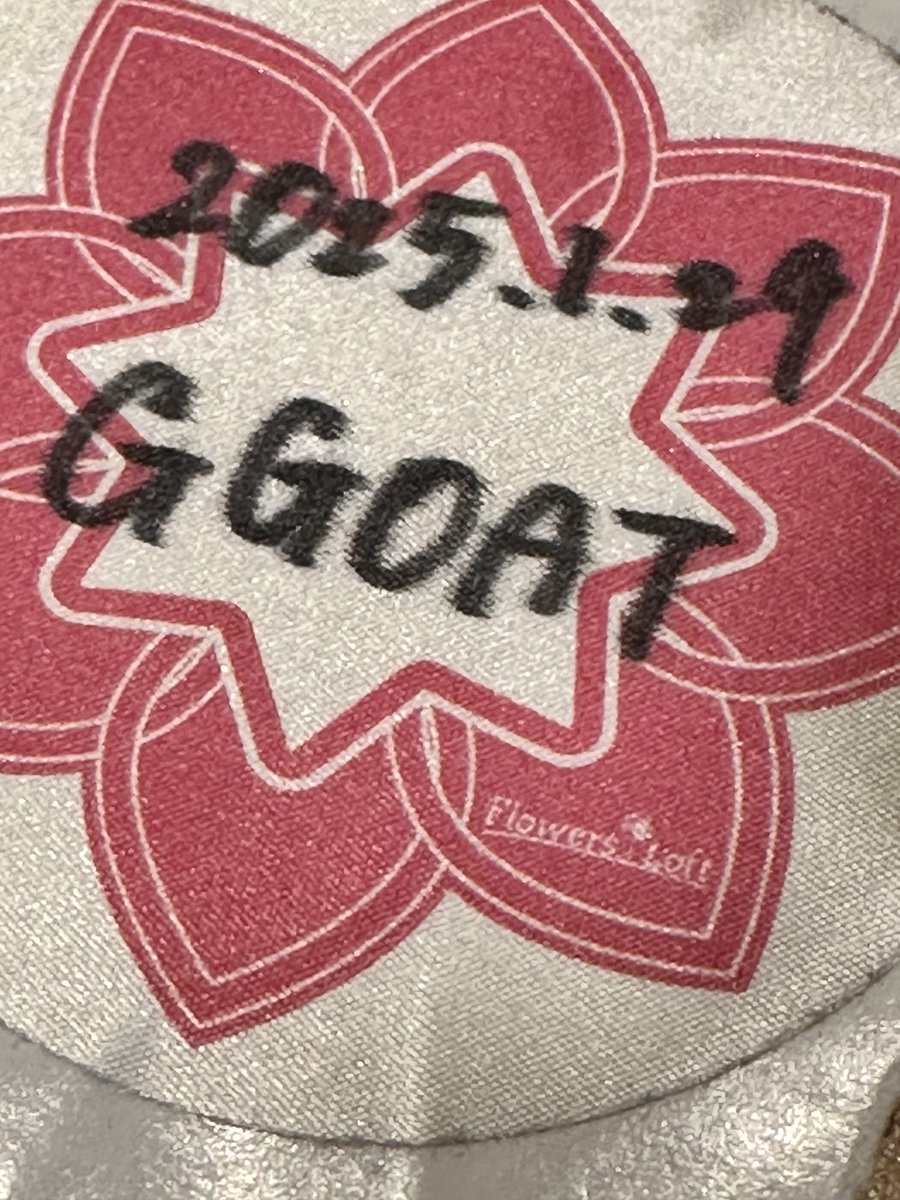 GGOAT_Official's tweet photo. Flowers Loftありがとうございました！

はじめましてのお客さんも多かったけど、めちゃくちゃ楽しく熱いライブになりました🔥

本日のサポートボーカルは愛探眼影のユキナ (@aisagasu_yukina) さん！

次回ライブは 2/17(月) Spotify O-Crest！

🎟 チケット購入はこちら https://t.co/tzxjag4wZx

ぜひチェックしてみてください⚡️