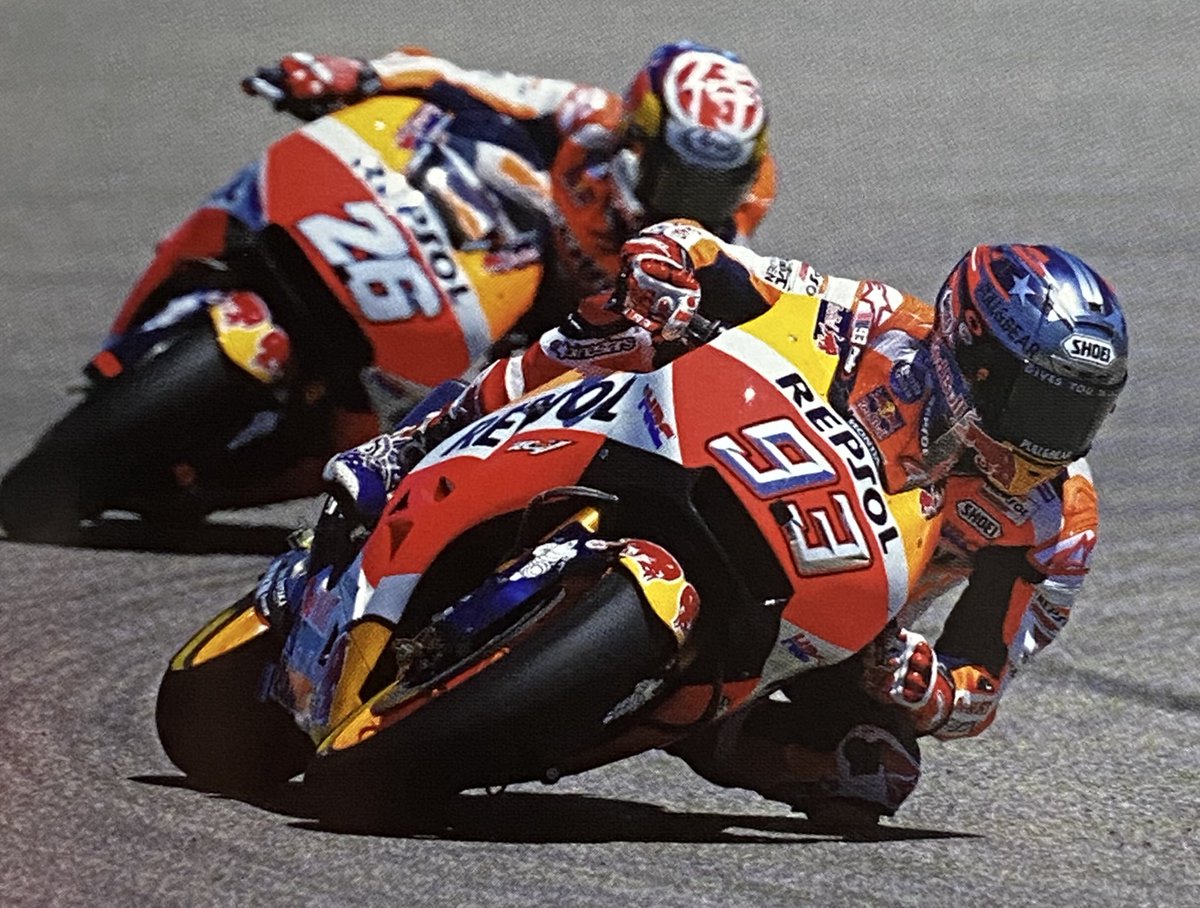 Marc Márquez 🇪🇸
Dani Pedrosa 🇪🇸
#Styles #MotoGP