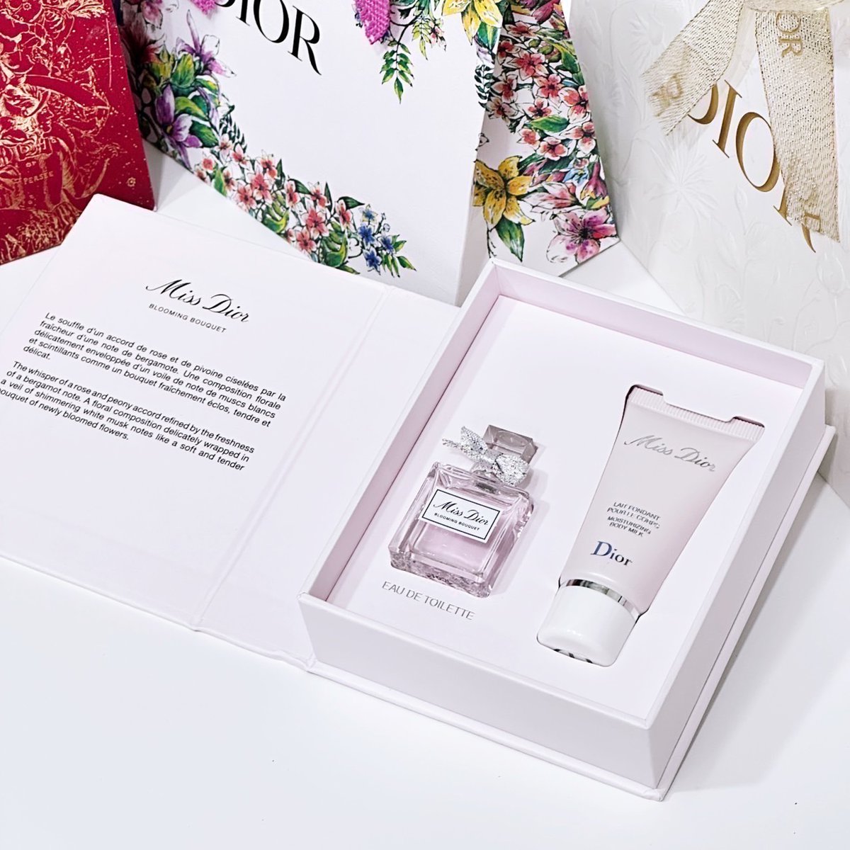 dinosaurxstore's tweet photo. แพ็คเกจใหม่! Dior Miss Dior Blooming Bouquet Mini Gift Set

ตำนานความ หอมสวย หวาน ลูกคุณ กลิ่นละมุน บอบบาง น่าถนอม น่าเอ็นดู

✨ น้ำหอม 5ml
✨ Body Lotion 20ml

1,090.- Free EMS
#dinosaurxinstock https://t.co/XzlQDPYI7S