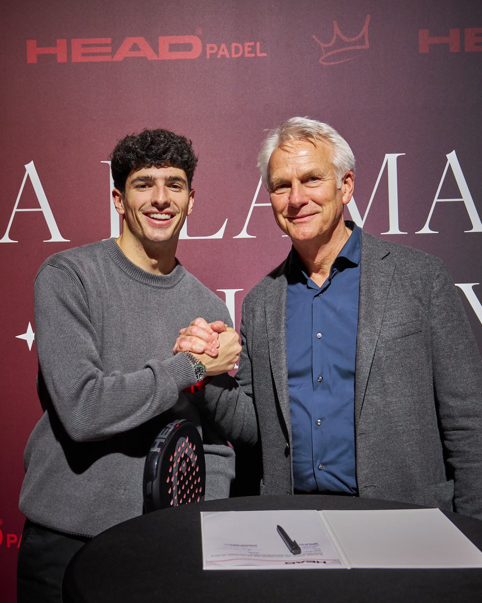 HEAD_PADEL's tweet image. And with the presentation of the COELLO line, we can now announce that we are very excited to inform you that Arturo will continue being part of the #TeamHEAD 💯 ❤️.   

#TeamHEAD l #HEADPadel l #ArturoCoello l #COELLO2025 l #HEADCoello2025