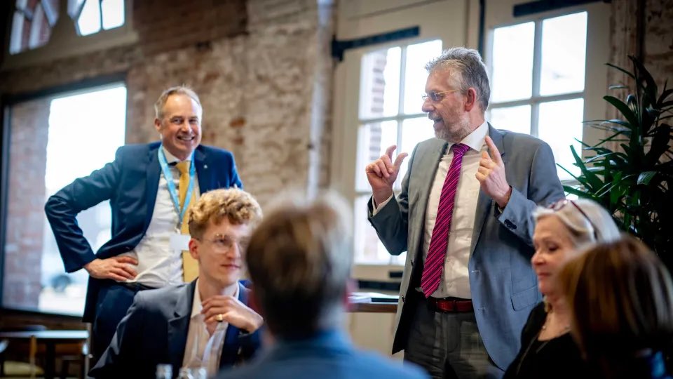 De gemeente Den Helder organiseert wederom een cursus Politiek Actief! Aanmelden voor deze gratis cursus kan vóór 26 februari via het e-mailadres griffie@denhelder.nl of telefoonnummer 0223-678105. De gemeente vraagt bij aanmelding een motivatie voor deelname.