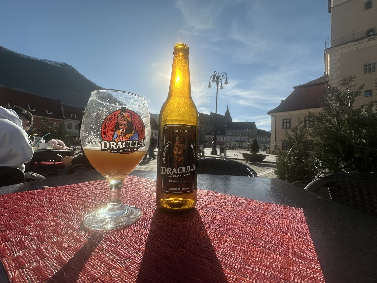 dmcf1972's tweet photo. Spending the day in Brasov, Transylvania. Well worth a visit anyone staying an extra day @barneyrednews https://t.co/S1CRXdSuth