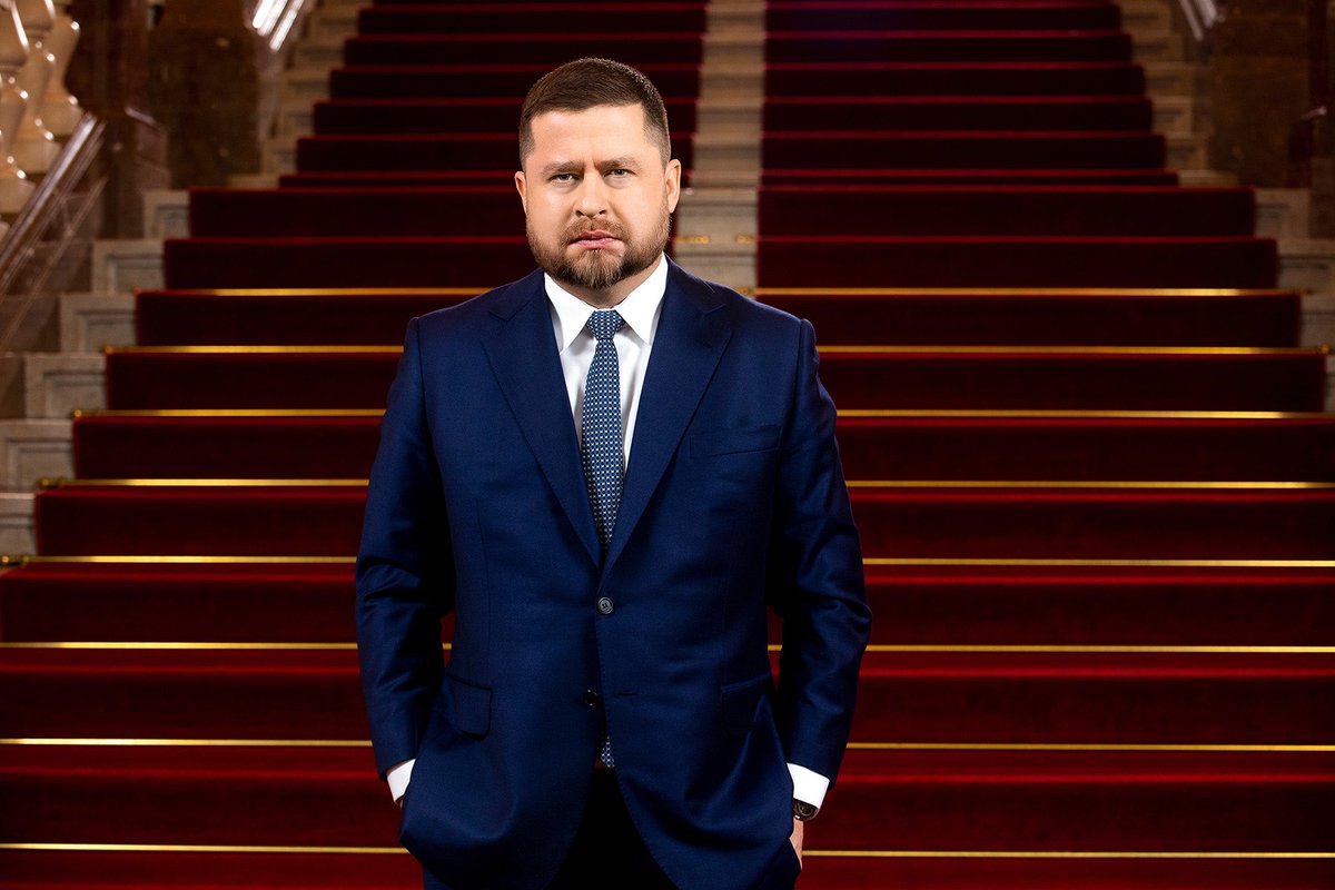 Last June, I was in Czech for BTC Prague and was invited to a meeting with  a Czech senator to discuss Bitcoin. His knowledge was limited but I came  anyway very impressed