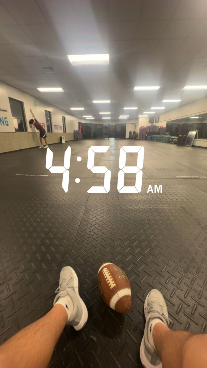 Maverick Ashby ‘27 ATH/RB/DB (@mav_ashby) on Twitter photo Got some really good work in with <a href="/keyes_jj/">Jermaine ''JJ'' Keyes Jr 2028 Edge/TE</a> this morning💯 Stacking the days <a href="/CtackettC/">Chad Tackett</a> <a href="/harlee23/">Harlee Estepp</a> <a href="/DeRailSims/">De'Rail Sims</a> <a href="/Coach_AlJohnson/">Al Johnson</a> <a href="/CoachEJbarthel/">EJ Barthel</a> <a href="/CoachMack_KSU/">CoachMack_KSU</a> <a href="/michael_bartrum/">Coach Mike Bartrum</a> <a href="/dbarrow740/">D. Barrow</a> Got some really good work in with <a href="/keyes_jj/">Jermaine ''JJ'' Keyes Jr 2028 Edge/TE</a> this morning💯 Stacking the days <a href="/CtackettC/">Chad Tackett</a> <a href="/harlee23/">Harlee Estepp</a> <a href="/DeRailSims/">De'Rail Sims</a> <a href="/Coach_AlJohnson/">Al Johnson</a> <a href="/CoachEJbarthel/">EJ Barthel</a> <a href="/CoachMack_KSU/">CoachMack_KSU</a> <a href="/michael_bartrum/">Coach Mike Bartrum</a> <a href="/dbarrow740/">D. Barrow</a>