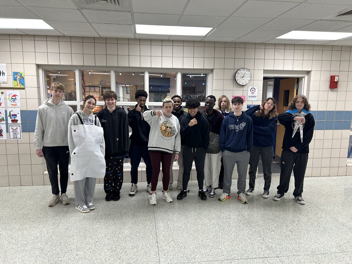 Mrs. Schibler tweet media