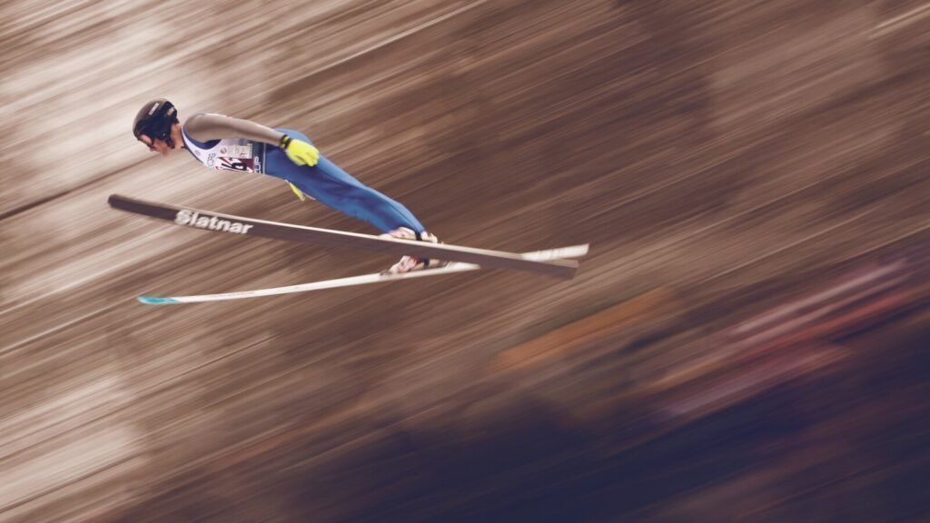 BrattBeat's tweet photo. Soaring into the 103rd Annual Harris Hill Ski Jump in Brattleboro! 🔔 
https://t.co/30gtBEESxH 🗞️ 

🏡 #Brattleboro #VT
📣 #BrattBeat #BrattBlog https://t.co/redRdX6gT5