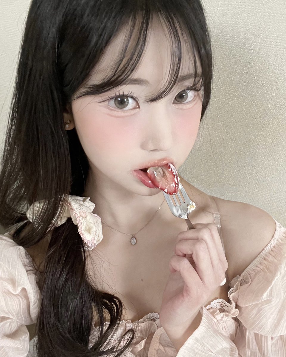 LeeHanheeFeed 🍓 tweet media