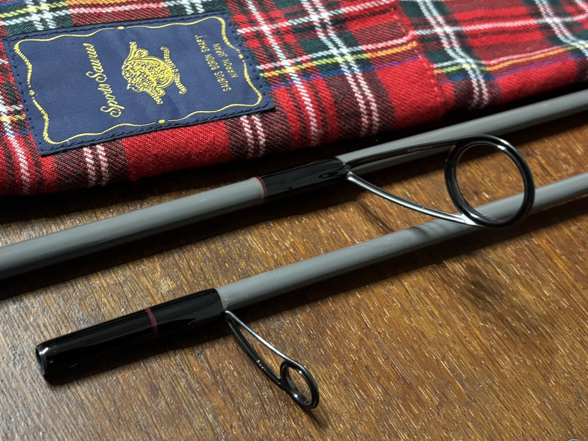 l_r_factory's tweet image. 《MENYSYK様分》

【Sports SAURUS TS-BU82HS】

☆既存のチタン/sic Yガイドを取り外し→ チタン/トルザイト KRガイド(T2カラー)に換装。
使用スレッド:Oak leaf/Black

詳細↓
instagram.com/p/DFaIcnevZlS/…

#lr_custom_rod
#customrod
#カスタムロッド