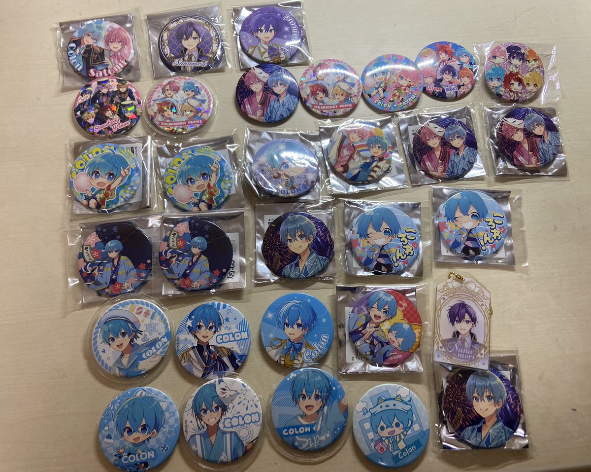 mottidayou's tweet photo. 求）PayPay<<<<<銀行振込

譲 )画像の物

それぞれの値段ALTへ
纏めての方優先

 #すとぷりグッズ買取
 #ころんくんグッズ買取
 #すとぷりグッズ交換
 #さとみくんグッズ買取
 #ななもりくんグッズ買取
 #莉犬くんグッズ買取 https://t.co/kl7PddTQqW