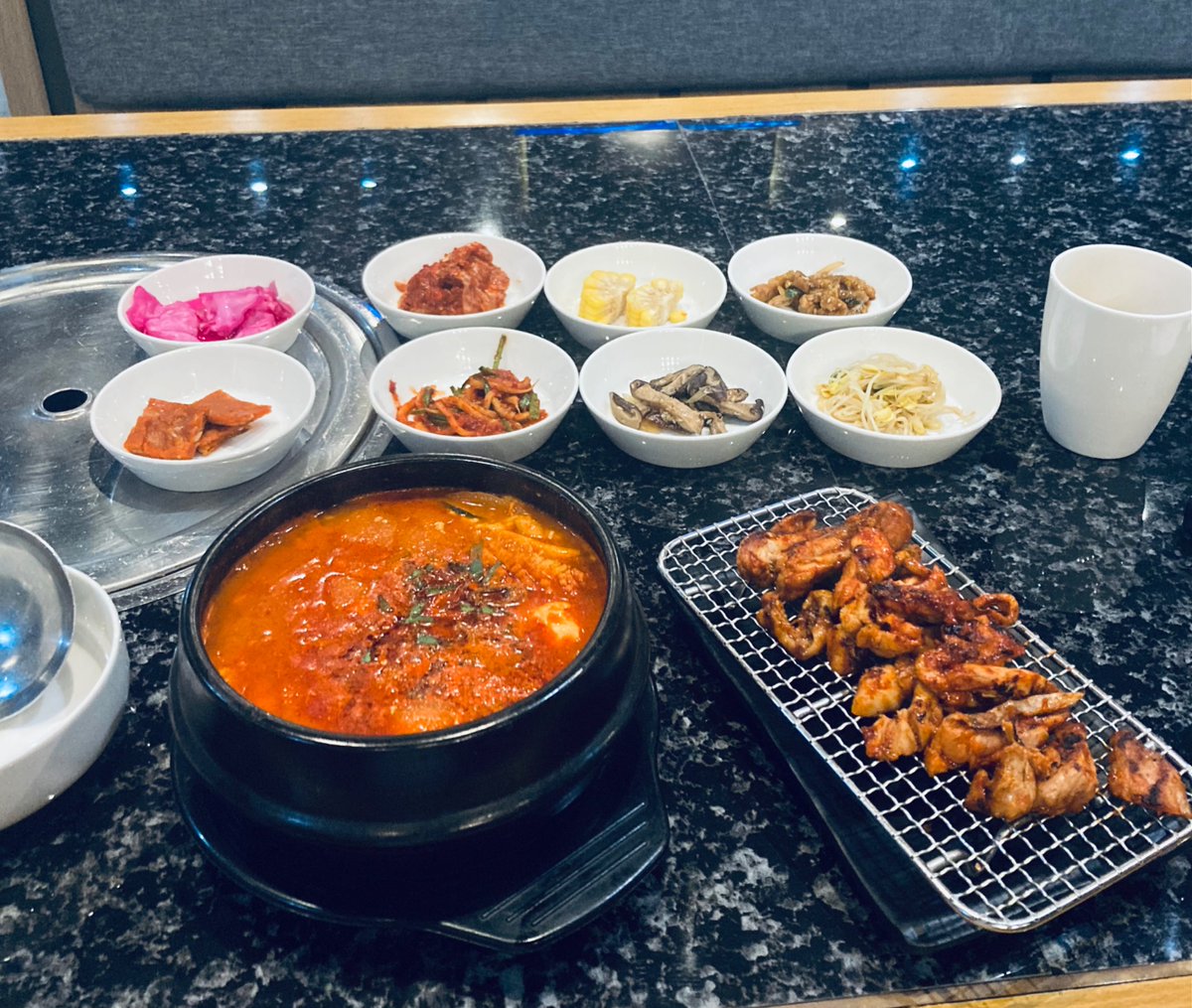 Happy CNY 🧧 to all who celebrate.  Hope your year is filled with good fortune, good people and good food.