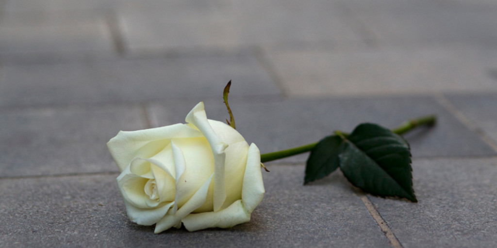 Ens ha deixat l’Antonio als 74 anys. Era un home tendre, tranquil i únic. Va estar uns 45 anys en situació de carrer, des d’Arrels vam poder acompanyar-lo 22. Vam estar al seu costat sense condicions ni perjudicis. Va morir a carrer i ens entristeix que sigui així. El recordarem