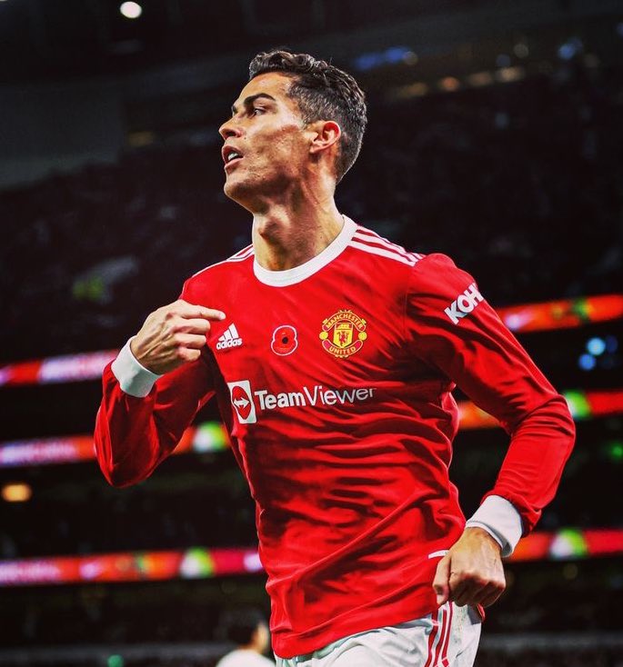 GoatWordCR7's tweet photo. 🚨🗣️ Paul Pogba sobre Cristiano Ronaldo:

“Ele nunca foi um problema. Ele é o melhor atacante da história, ele nunca pode ser um problema.” https://t.co/KRzZxkpi7m