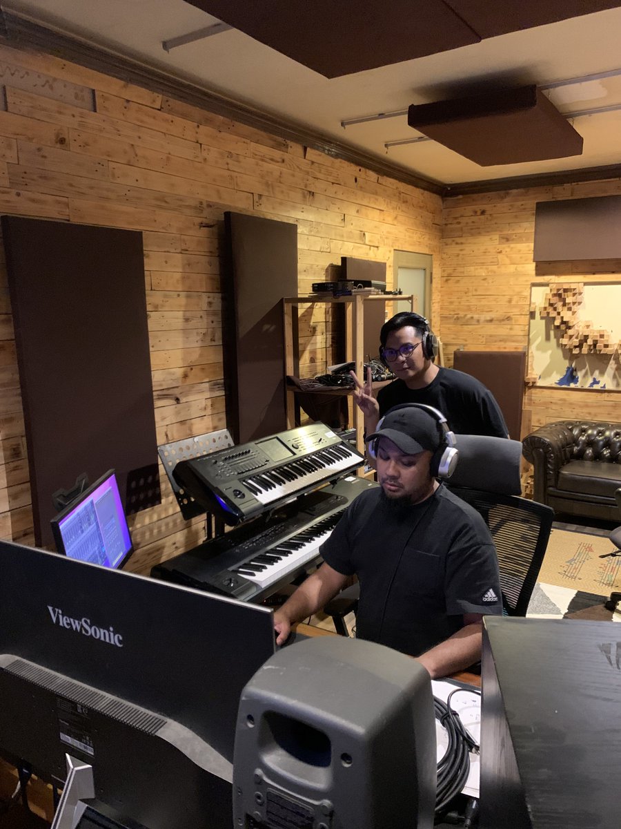 jkmusicvibe's tweet photo. Drum tracking for @KamiAkta ‘s “Revolt” drum playthrough. Check them out! #throwback https://t.co/3mG6ygxJLN