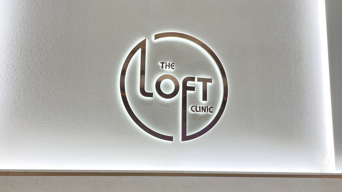 quenxHN's tweet image. หัตถการที่ยกให้เป็นที่สุดในปีที่ผ่านมา😭 The Loft Clinic เปลี่ยนชีวิตมาก

Red Touch Pro + V Beam คือเรามีรอยแดงเยอะมากๆจากเลเซอร์หัวสิว รอยอยู่นาน 2-3 เดือนเลย หลังทำคือ ค่อยๆดีขึ้นมากกกๆๆๆ ตอนนี้คือแทบไม่มีรอยเก่าๆแล้ว สิวขึ้นใหม่มีอยู่บ้างตามรอบเดือน…