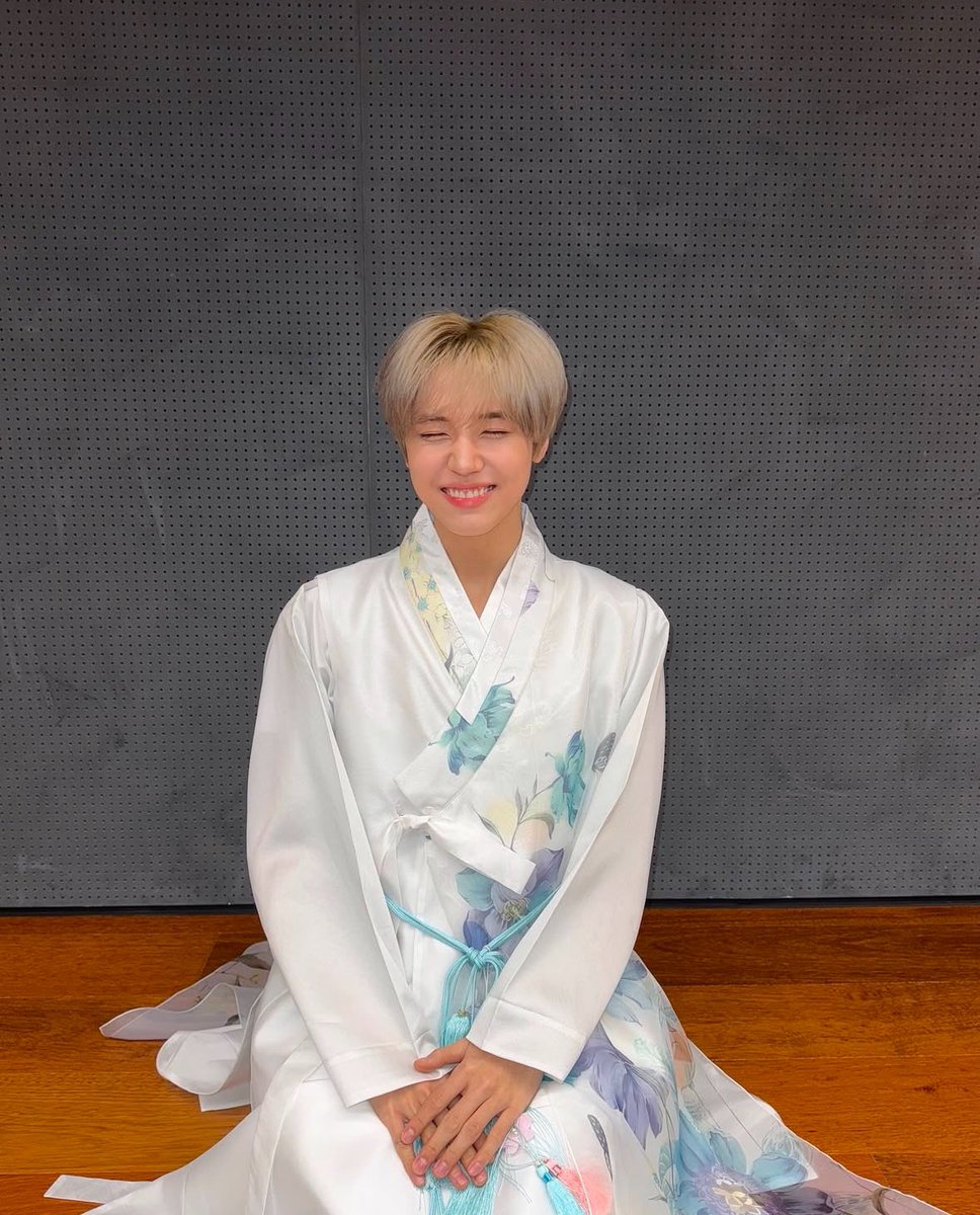 에바야 완전 그냥 girl.. #성민 #안성민