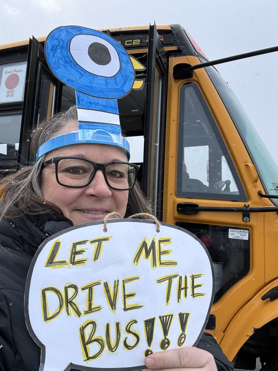 Literacy Week!! #DoNotLetThePigeonDriveTheBus