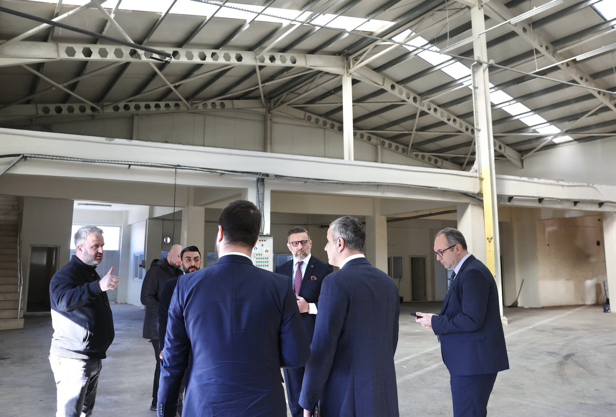 Ferhat Pirinççi (@pirferhat) on Twitter photo 🇹🇷 Türkiye’nin Ulusal Depozito Yönetim Sistemi’ni devreye alacağımız ilk şehrimiz olan #Sakarya’dayız.
Sakarya Valimiz <a href="/dogan_rahmi/">Rahmi Doğan</a>’yi, Sakarya Büyükşehir Belediye Başkanımız <a href="/sbYusufAlemdar/">Yusuf Alemdar</a>’ı ve Adapazarı Belediye Başkanımız <a href="/ISIKSUMUTLU/">Mutlu Işıksu</a>’yu ziyaret edip; hazırlıklarımızı 🇹🇷 Türkiye’nin Ulusal Depozito Yönetim Sistemi’ni devreye alacağımız ilk şehrimiz olan #Sakarya’dayız.
Sakarya Valimiz <a href="/dogan_rahmi/">Rahmi Doğan</a>’yi, Sakarya Büyükşehir Belediye Başkanımız <a href="/sbYusufAlemdar/">Yusuf Alemdar</a>’ı ve Adapazarı Belediye Başkanımız <a href="/ISIKSUMUTLU/">Mutlu Işıksu</a>’yu ziyaret edip; hazırlıklarımızı