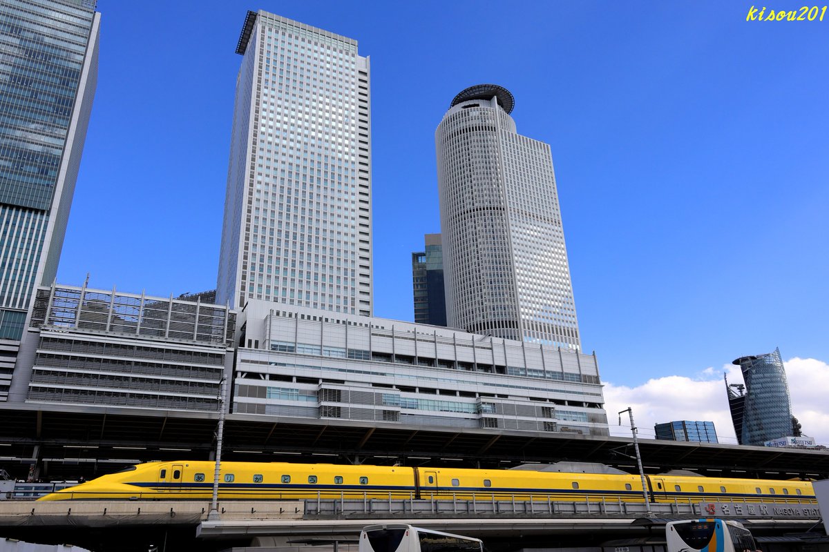 kisou201's tweet photo. 2025.01.28 3983A/2025.01.29 3980A
ドクター���エローのぞみ検測。
ありがとうT4編成。

#ドクターイエロー https://t.co/z1SowE3qmG