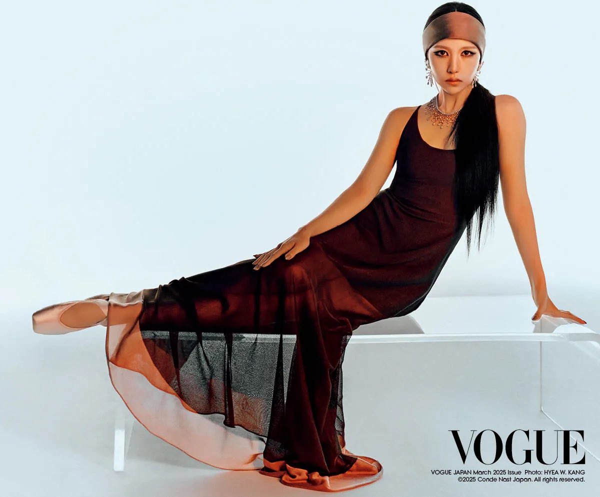 reiwano_nomen's tweet image. VOGUE JAPANさんにて、
TWICEのMINAさんのポージングをつけさせていただきました！

ありがとうございました🩰❤️‍🔥

#movementdirection #chikakotakemoto