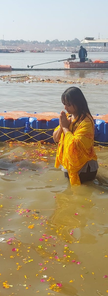 BjpParulPatel's tweet photo. अमृत स्नान At महाकुंभ प्रयागराज 
#महाकुंभ2025 
#महाकुंभ_2025_प्रयागराज 
#महाकुंभ 
#MahaKumbh2025 
#Mahakumbh 
#mahakumbh2025prayagraj 
#MahaKumbhMela 
#YogiAdityanath 
#parulpatelbjp https://t.co/SOF9j4Xf2H