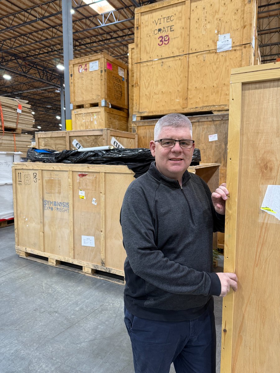 Stock check time at our US warehouse! 📦 <a href="/Symbiosis_UK/">Symbiosis</a> MD, <a href="/nigeltargett/">Nigel Targett</a>, stopped by to see how things are going. #TeamSymbiosis #WarehouseCheck #lasvegas