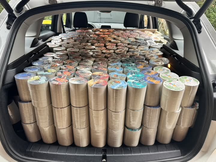 BD sceneario.com (@sceneario) on Twitter photo Les #petitsdessous de #sceneario sont bien arrivés à <a href="/bdangouleme/">Festival d'Angoulême</a> 🍺
Ils n'attendent que vous ❤️
#fibd2025 Les #petitsdessous de #sceneario sont bien arrivés à <a href="/bdangouleme/">Festival d'Angoulême</a> 🍺
Ils n'attendent que vous ❤️
#fibd2025