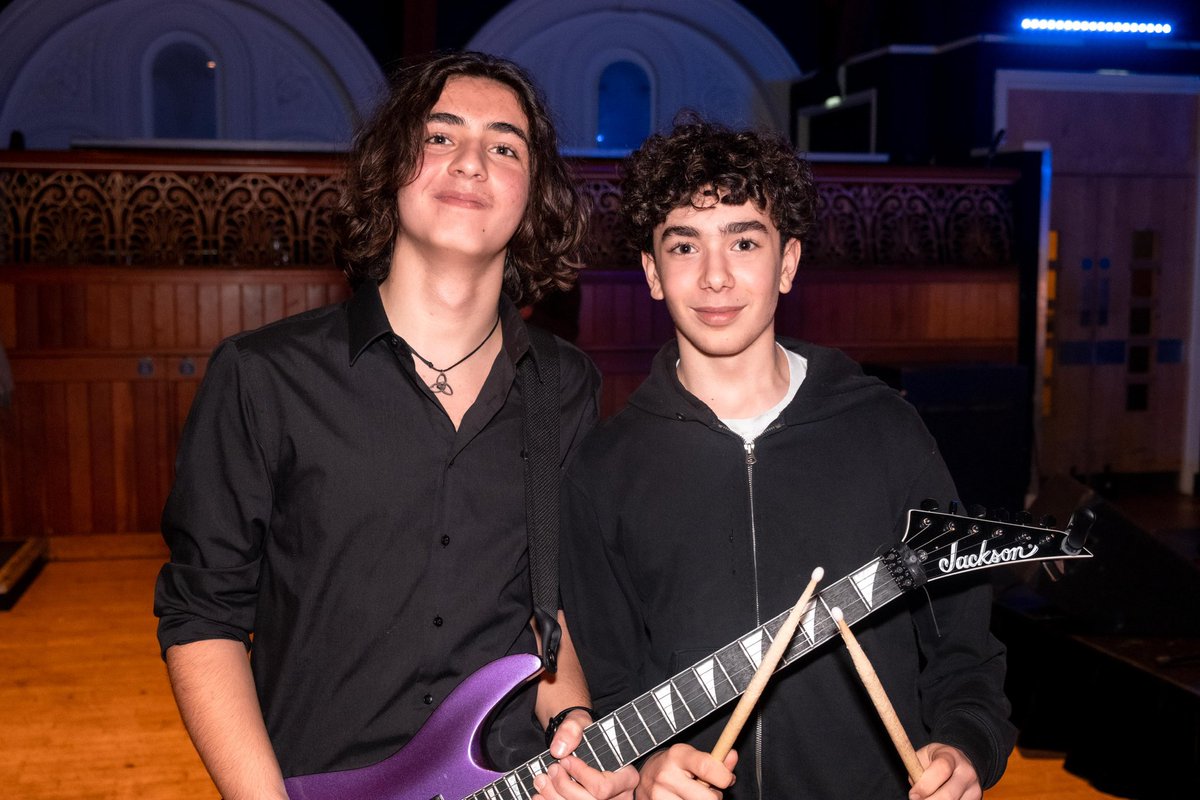 Vocalized Showcase Class of 2024 🕺💜💙❤️

Reminiscing on this wonderful night full of so much joy and talent .. Counting down the days until the next showcase <a href="/YAA_202/">Youth Action Alliance</a> ✨💫

#artforall #artsaccess #drama #music #Nextgeneration #Nevermoreneeded #performingarts #Vocalized