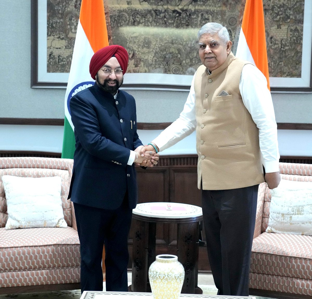 Today called upon Hon’ble Vice President of India and Chairman, Rajya Sabha, Shri Jagdeep Dhankhar Ji and discussed smooth functioning and productive forthcoming Budget Session for effective policymaking and governance.
 #BudgetSession #Parliament
@vpindia <a href="/mpa_india/">संसदीय कार्य मंत्रालय M/O Parliamentary Affairs</a>