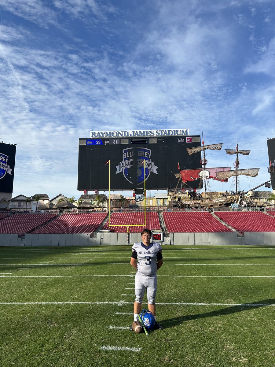 John Connolly ‘25 4⭐️ K (@kidkickerjohn) on Twitter photo Had an amazing weekend competing in the <a href="/BlueGreyFB/">Blue-Grey All-American Bowl</a> All-American Bowl!! South team came out with a 31-23 W!! Went perfect on gameday (4/4 PAT’s, 1/1 FG’s). Thank you to <a href="/TimColemanTBONE/">Tim “T-Bone” Coleman</a> for the great snaps and <a href="/madden_berg/">Madden Berg '25</a> for the awesome holds. Special thanks to my dad for Had an amazing weekend competing in the <a href="/BlueGreyFB/">Blue-Grey All-American Bowl</a> All-American Bowl!! South team came out with a 31-23 W!! Went perfect on gameday (4/4 PAT’s, 1/1 FG’s). Thank you to <a href="/TimColemanTBONE/">Tim “T-Bone” Coleman</a> for the great snaps and <a href="/madden_berg/">Madden Berg '25</a> for the awesome holds. Special thanks to my dad for