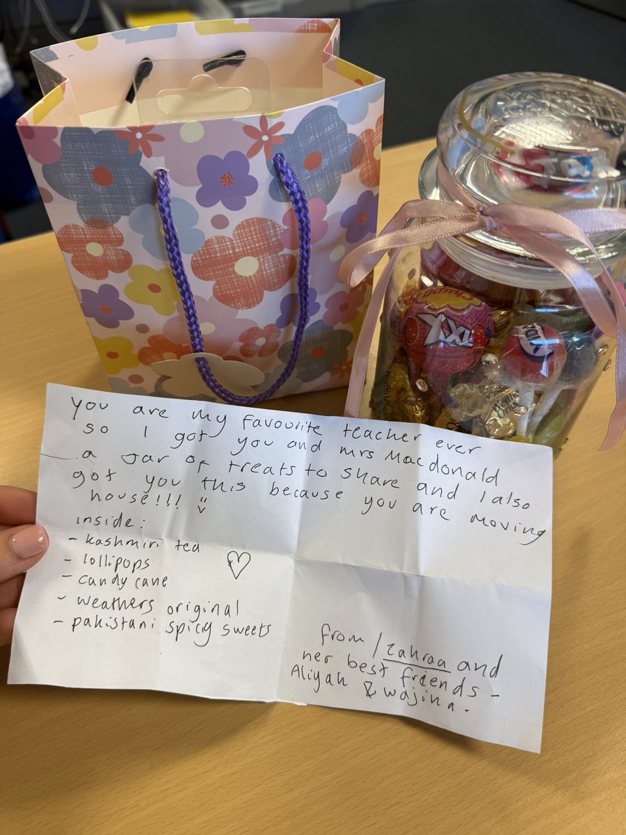 What a thoughtful gift from my S2 pupil!! Can’t wait to eat them <a href="/modsandhistory/">Mrs Macdonald</a> 💗🍬