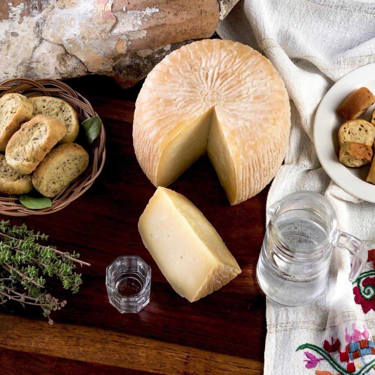 VisitGreecegr's tweet photo. Exploring the rich tastes of Greece's awarded cheeses 🧀🏆. Indulge yourself in unique flavours and age-old traditions. An unmatched dairy journey – have you picked a favourite yet? 

https://t.co/05LqsBCK5T

#visitgreece #greekcheese https://t.co/eUtFv8U9ZE
