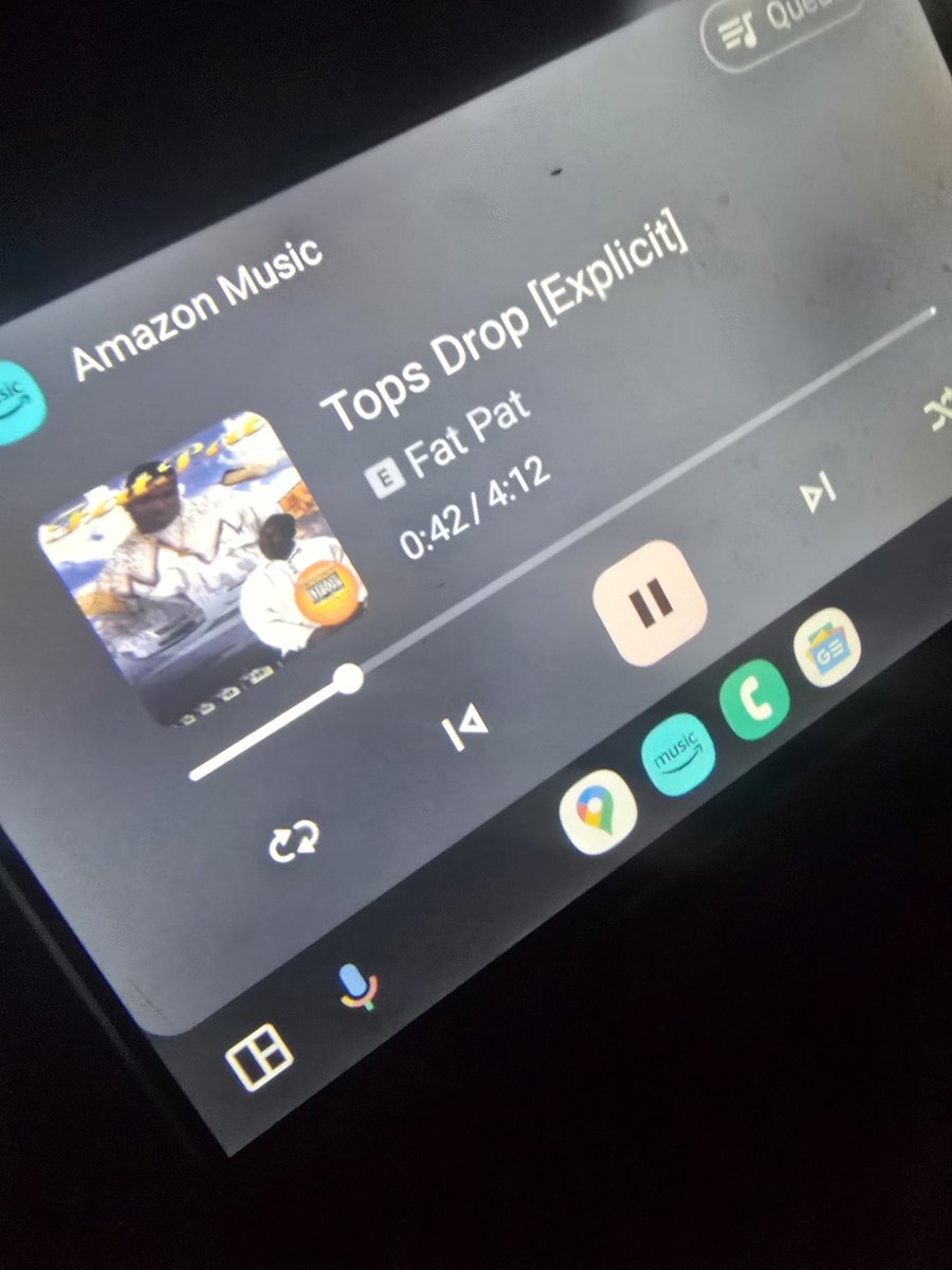 BayAreaCoogs's tweet photo. #Coogs! It is @UHCougarMBK GAME DAY!!! What is on your game day playlist? @UHBayAreaCoogs' member @historywithedge is starting her game day out with a Houston banger.
#GoCoogs #ForTheCity #TopsDrop https://t.co/buXcL2YN0d