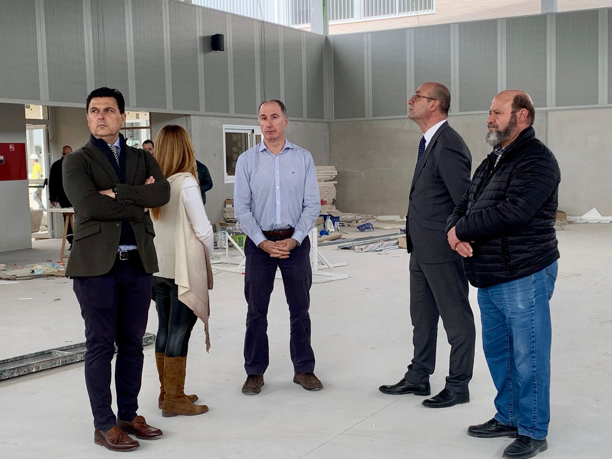 Onda Regional (@ormurcia) on Twitter photo Tres millones de euros en la ampliación del IES Mar Menor en #SanJavier
➡️ <a href="/victormorenod/">victormanuelmoreno</a> habla con el director del instituto, Joaquín Comas
orm.es/noticias-2024/… a través de <a href="/ormurcia/">Onda Regional</a> Tres millones de euros en la ampliación del IES Mar Menor en #SanJavier
➡️ <a href="/victormorenod/">victormanuelmoreno</a> habla con el director del instituto, Joaquín Comas
orm.es/noticias-2024/… a través de <a href="/ormurcia/">Onda Regional</a>