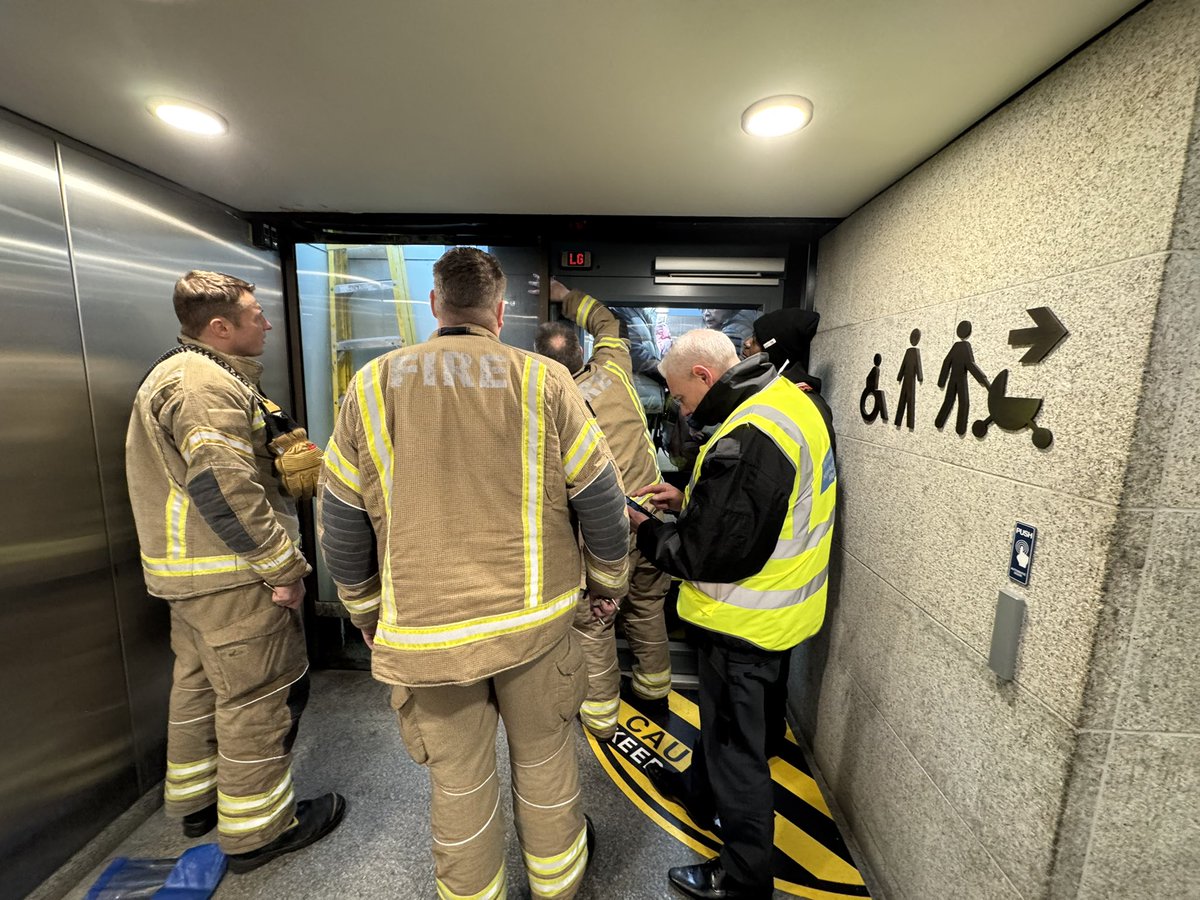 MsSutedja's tweet photo. @LondonFire Thank you to the London Fire Brigade for rescuing us today. Baby William, Father, Grandma and Grandpa were stuck in the disabled lift at Trafalgar Square and were save by the firemen. #londonfirebrigade #rescue #stuckinlift @BBCLondonNews @MayorofLondon @BBCNews https://t.co/Ws4EzXWDq5