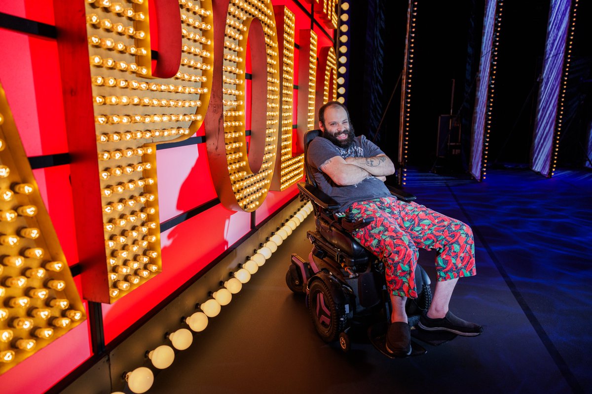 UnitedAgents's tweet photo. 🔥 Live At The Apollo alert! 🔥
The brilliant Tim Renkow (@TimRenkowcomedy) is hosting his episode on tonight on BBC Two & iPlayer.
Don’t miss it.
#LiveAtTheApollo #TimRenkow #StandUpComedy https://t.co/5xMzj4JDLo