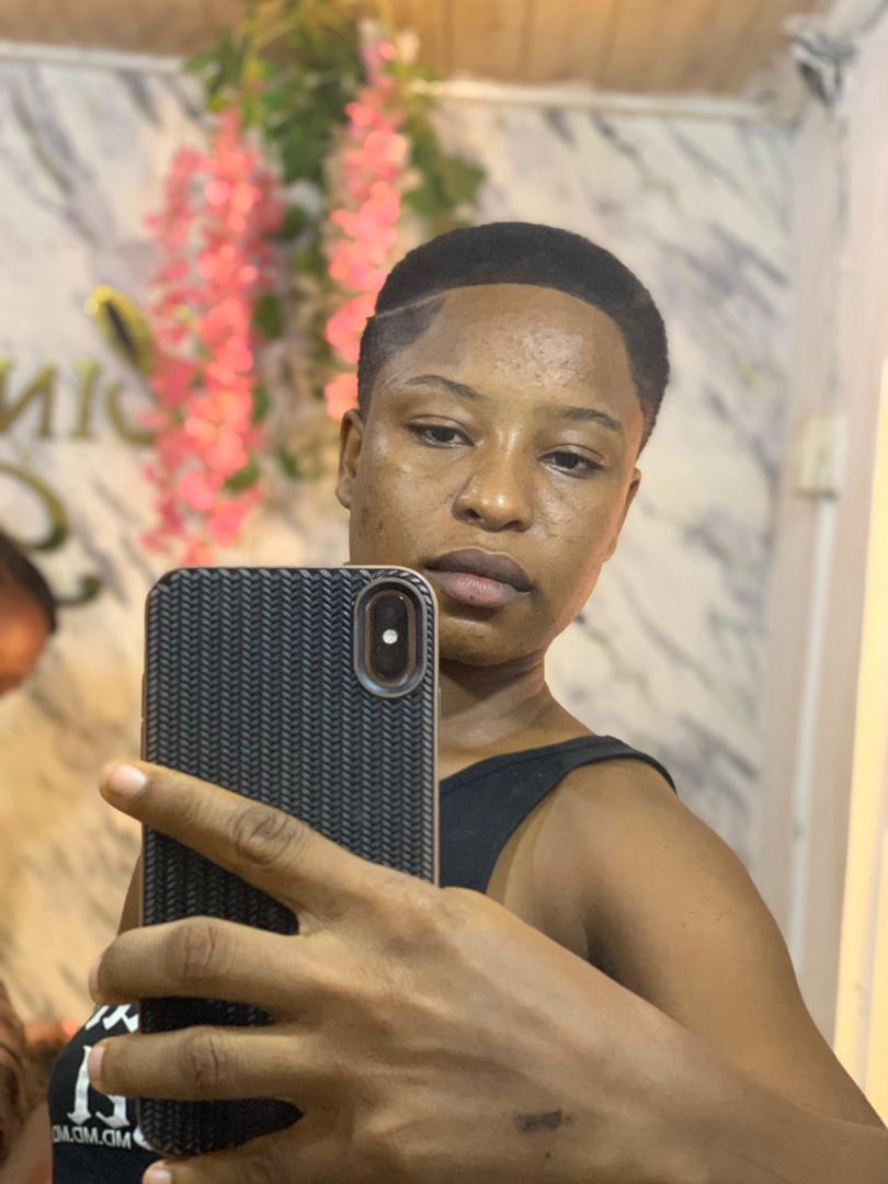 oges_special's tweet photo. New year = New decision. 🤭🍷

#igbo #igbobabe https://t.co/Av9DVbMcat