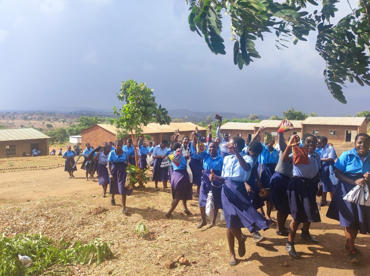 […]Gracias a la <a href="/FundacioFCB/">Barça Foundation</a> desde #ActiveAfrica y con nuestra contraparte #MawaNGO, iniciamos un nuevo proyecto en #Malawi […]👇🏼👇🏼