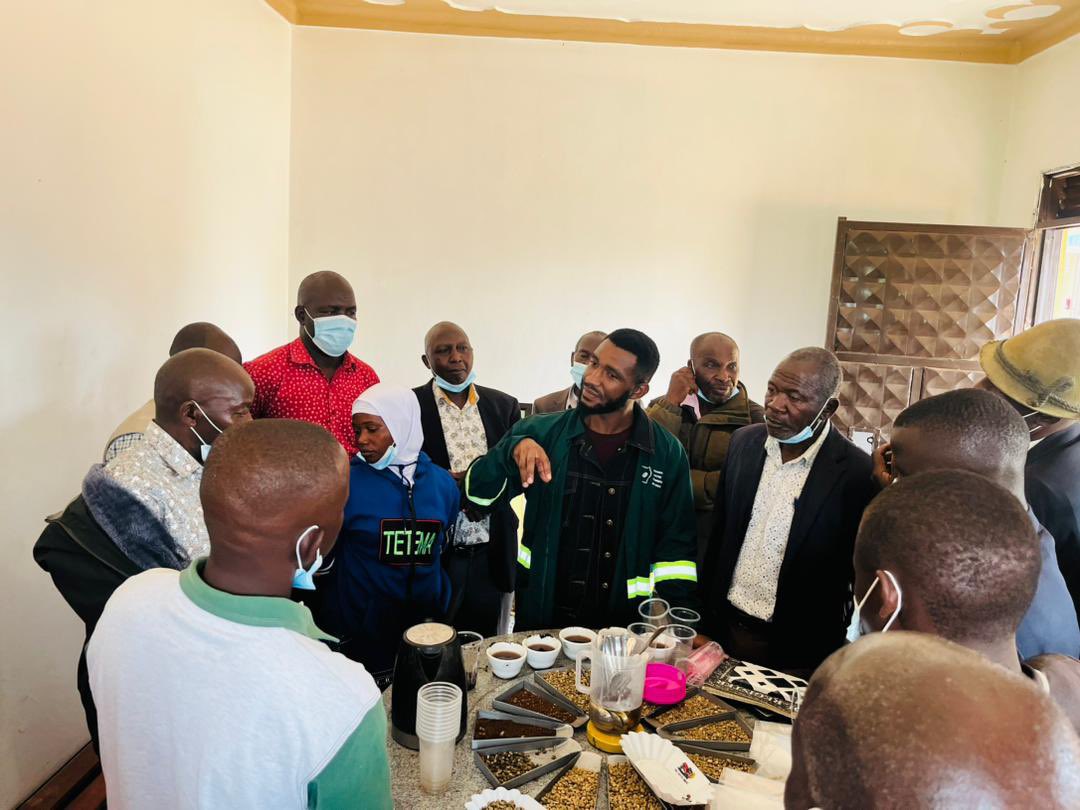 Muganzisecure's tweet photo. Empowering small scale  #Coffee farmers about cupping for them to understand the things that affect the quality of the final product is important to us as specialty coffee buyers and exporters . And I do this often and I am so proud of sharing my journey with those farmers https://t.co/obJFT0Xf0X