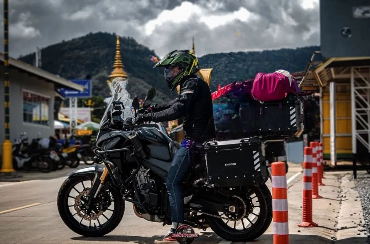 ชอบประโยคที่ว่า ไม่ต้องทำอะไรใช้ชีวิตของตัวเองไปให้มีความสุข ปล่อยให้ใครคนบางคนมองเราในแบบที่เขาไม่มีวันได้สัมผัสอีกต่อไป.🖤

#แคปชั่นโดนๆ #แคปชั่นเหงา #แคปชั่นเด็ด #แคปชั่นความทรงจํา #แคปชั่นความสุข #แคปชั่นความรู้สึก #แคปชั่นความรัก  #แคปชั่นโสด #ธรรมชาติบำบัด #ธรรมชาติ