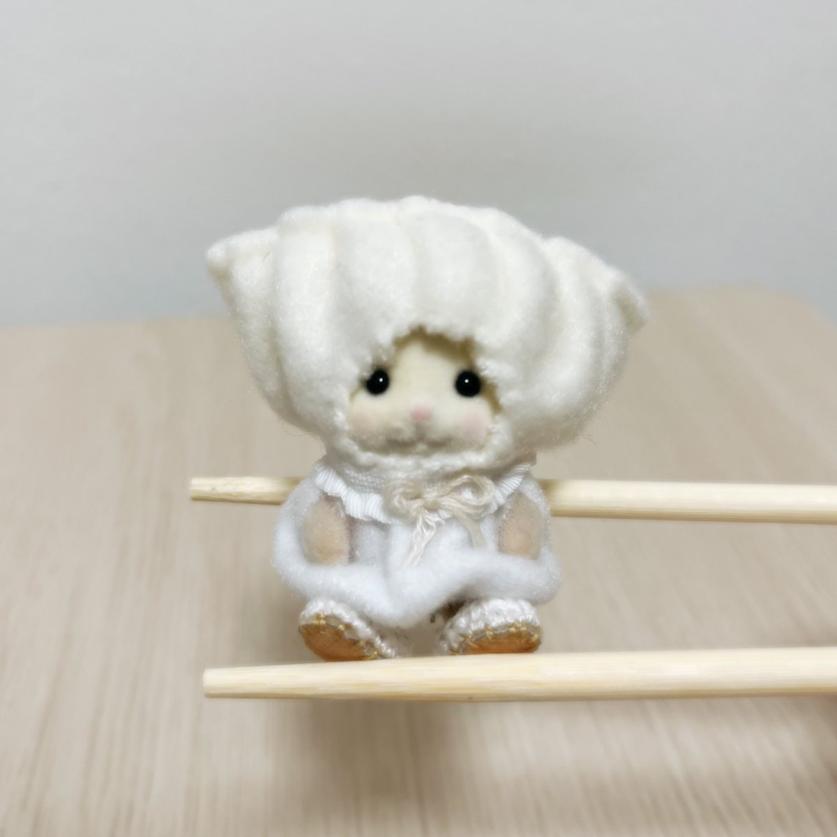 y0ursi3_1o's tweet photo. かわいすぎるので、今からタレをつけて食べます https://t.co/zCm48mGSJJ